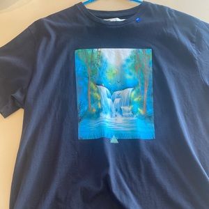 Oversized Off-White waterfall t-shirt.